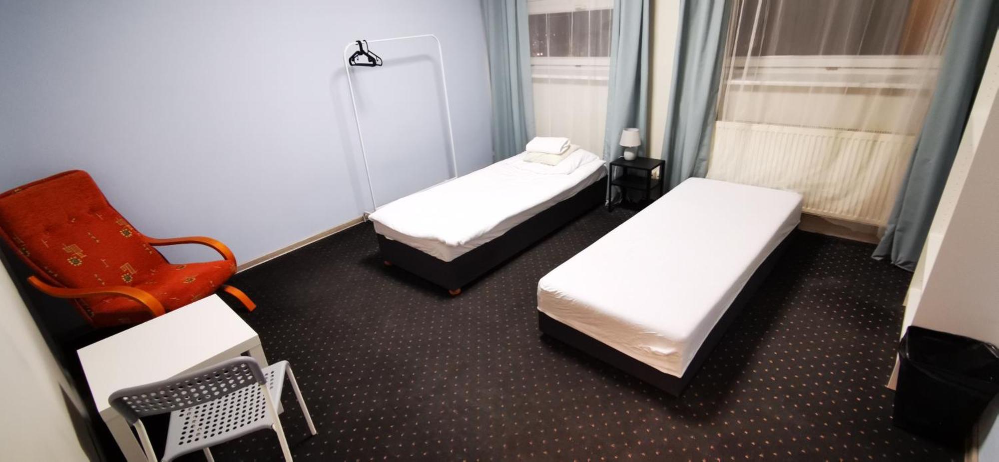 ורשה Hostel Powstaniec Wola - Private Rooms מראה חיצוני תמונה