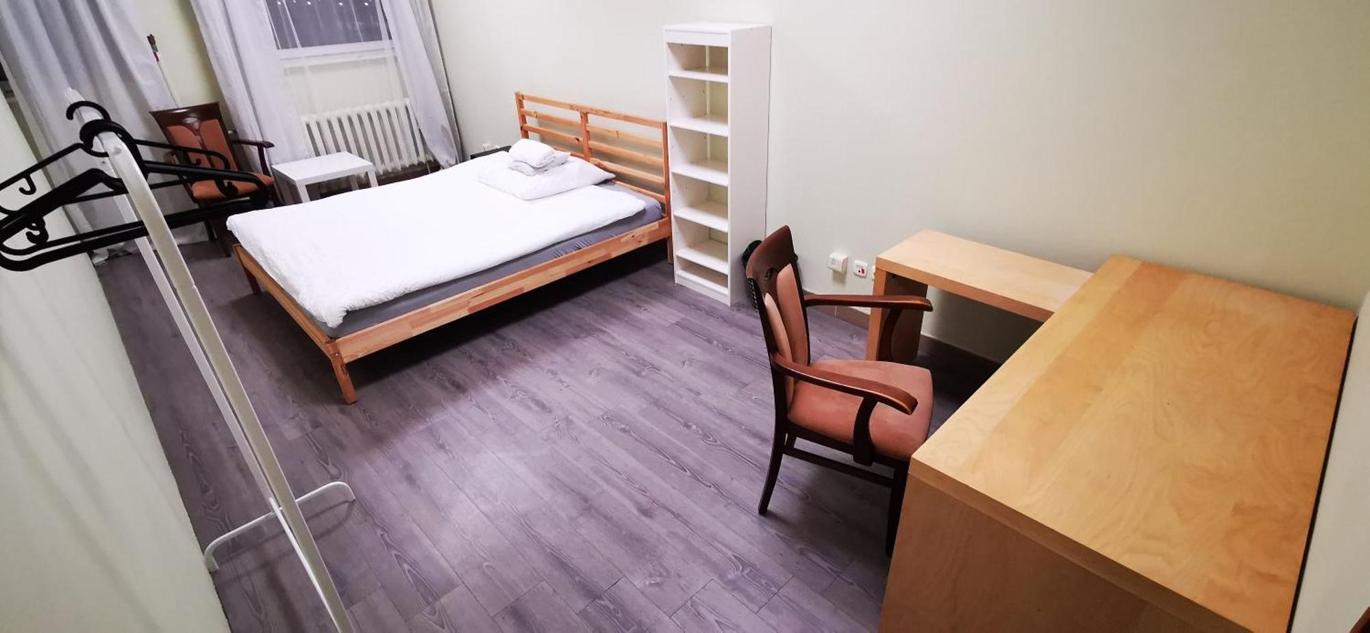 ורשה Hostel Powstaniec Wola - Private Rooms מראה חיצוני תמונה