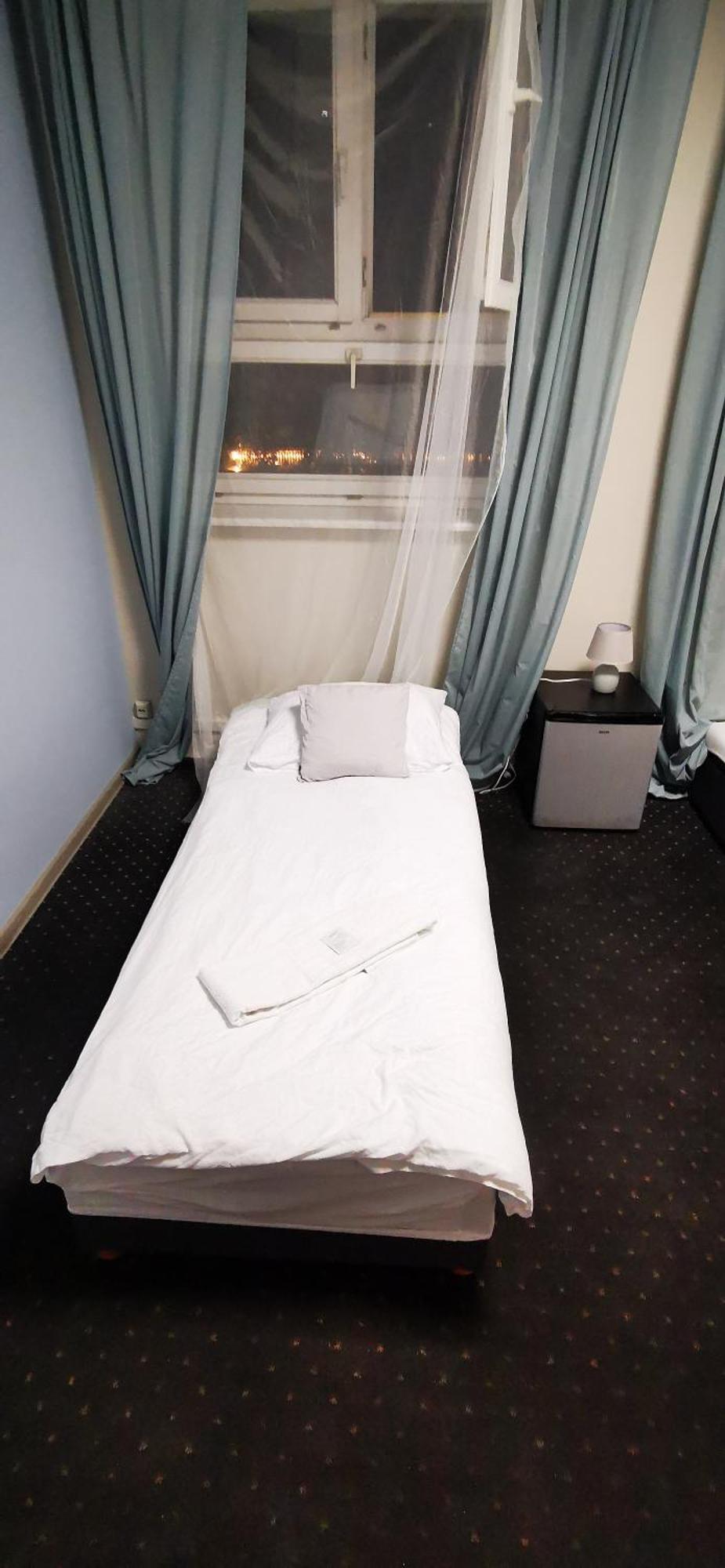 ורשה Hostel Powstaniec Wola - Private Rooms מראה חיצוני תמונה