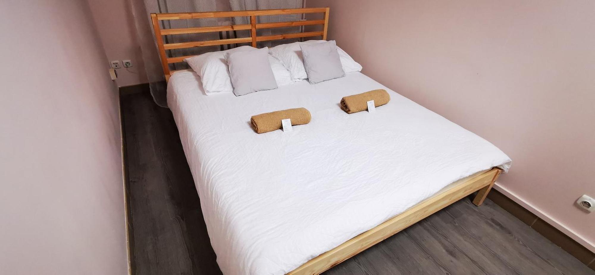 ורשה Hostel Powstaniec Wola - Private Rooms מראה חיצוני תמונה